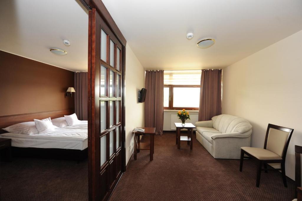Hotel Kormoran Mierki Quarto foto