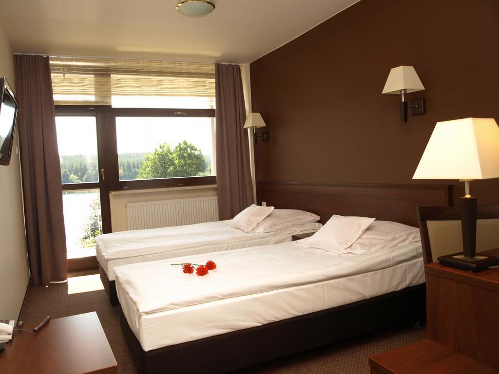 Hotel Kormoran Mierki Quarto foto